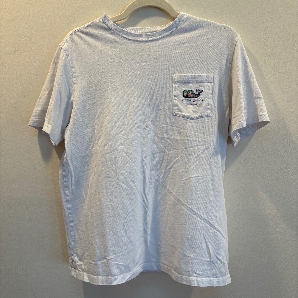 Vineyard Vines New York City T shirt Women's XL